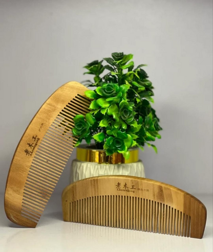 Wooden comb